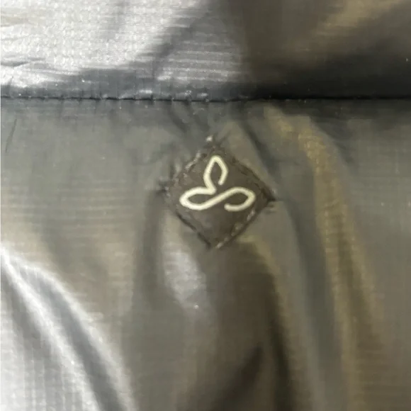 PrAna Women's Molly Down Filled Full Zip Puffer Vest Black - Picture 4 of 6